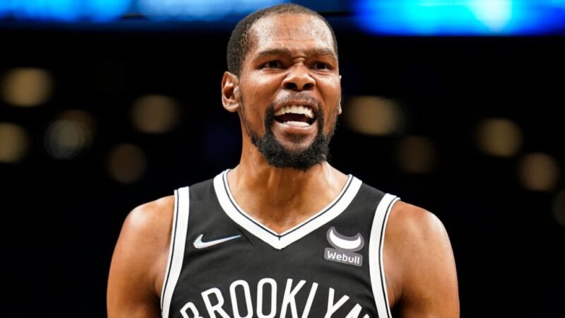 NBA – Après sa demande d’échange, Kevin Durant embarrasse à New York !